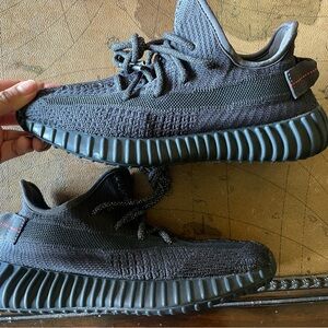 Yeezy boost 350 V2 black